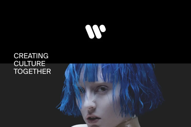 Teaser für Warner Music Website: Bühne der Startseite mit Warner Music Slogan "Creating Culture Together"